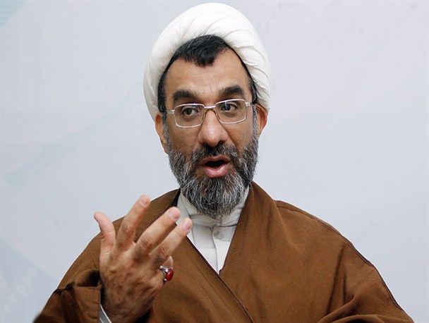 مهم ترین جلوه نفوذ فرهنگی دشمن در دوران پسا برجام واردات کالاهای غربی است