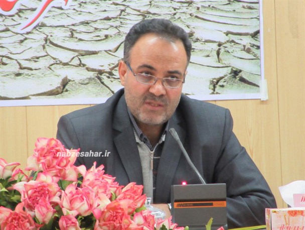 توجه به توسعه بخش کشاورزی از اولویت های دولت در اقتصاد مقاومتی است/تولید سالانه ۴۰ هزارتن شیر در خرم دره