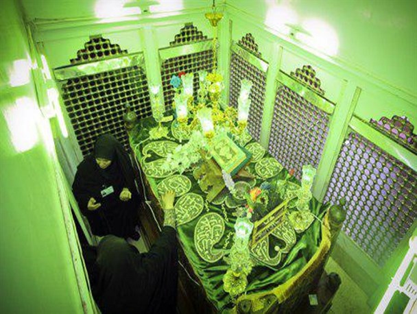 بقعه امامزاده سلطان ابراهیم(ع) قوچان غباروبی شد