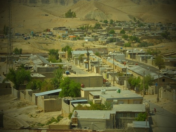 ۱۰ کیلومتر تا قلب محرومیت درگچساران/ مردمان فراموش شده در آبشیرین + فیلم