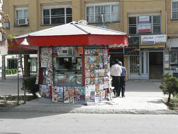۹۰درصد کیوسک‌های بوشهر در حال تغییر کاربری هستند / در دوره سابق به بستگان اعضاء شورا مجوز کیوسک داده می‌شد