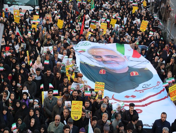 سنگِ تمامِ "سلیمانی‌ها" برای حاج قاسم