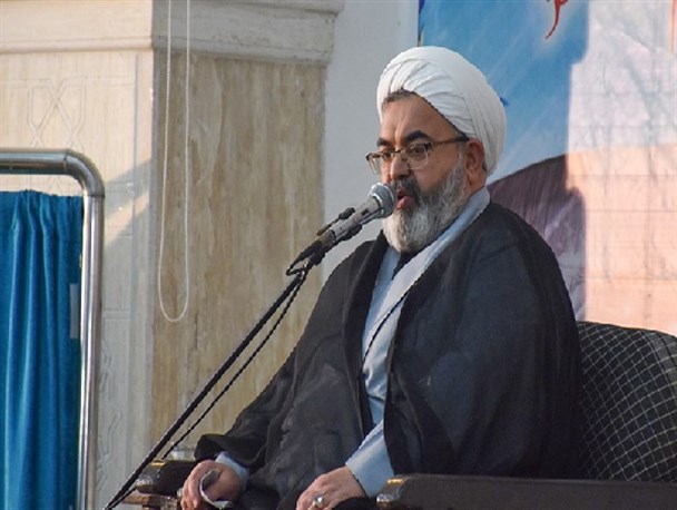 نتیجه پشتیبانی از ولایت فقیه، سربلندی و شکست ناپذیری کشور است