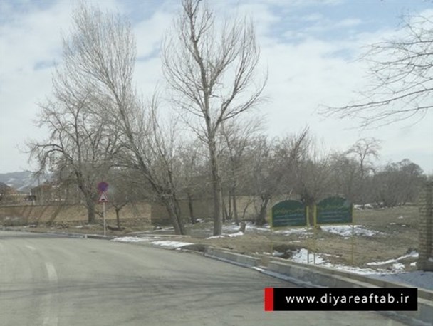 پیاده رو در شهر خنداب معنایی غریب دارد