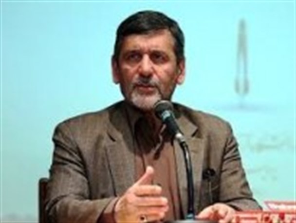 سینمای ما ایده‌آل نیست/افزایش انحرافات اخلاقی با ورود ماهواره به خانه‌ها