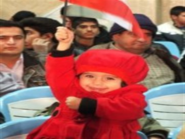 جشن بزرگ انقلاب در دنا برگزار شد