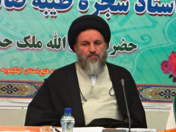 انقلاب اسلامی ایران برگرفته از حلقه های معرفتی و معنوی توده مردم بود/حلقه های صالحین بهترین ظرفیت در برابر توطئه های دشمنان در جنگ نرم هستند