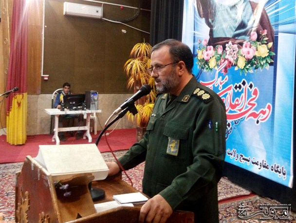 انقلاب اسلامی استراتژی دشمن را متوقف کرده است/22 بهمن و هفتم اسفند روز به تصویر کشیده شدن ولایت مداری ملت ایران است
