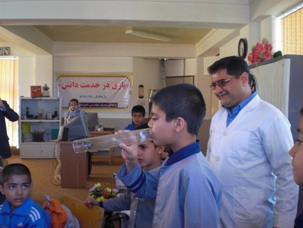 «بازی در خدمت دانش» در پژوهش سرای رامیان+ تصاویر