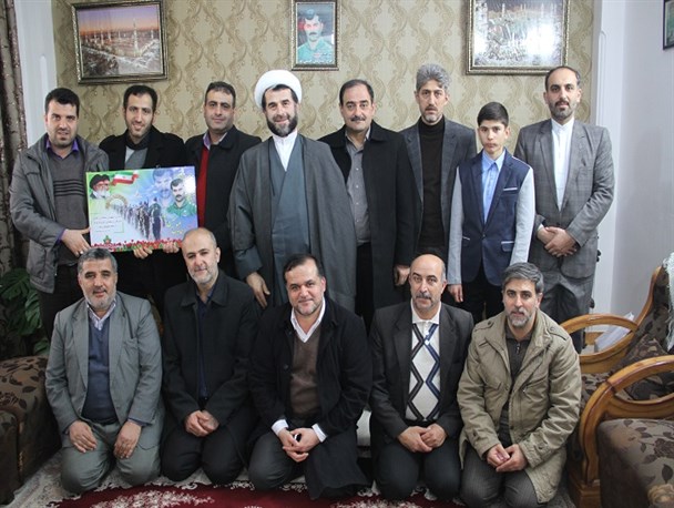 دیدار مسوولین دانشگاه آزاد لاهیجان از خانواده شهدا و جانبازان دفاع مقدس+تصاویر