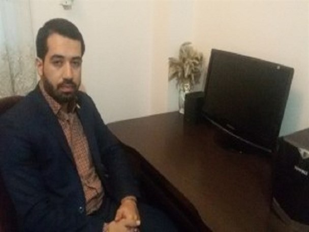 آقای هاشمی صلاحیت خود را از کجا به دست آورده است؟