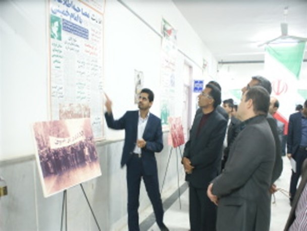 برپایی نمایشگاه هایی انقلاب روح استبداد ستیزی را در مردم زنده نگه می دارد