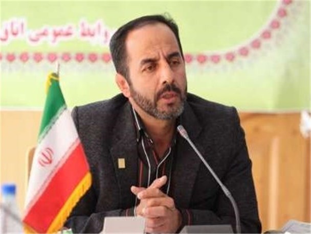 عدم تناسب تعرفه های کالاهای ورودی، بازار تولید داخلی و اشتغال را از رونق انداخته است/ نبود نظارت جامع برای جلوگیری از کالاهای قاچاق/واردات برخی محصولات کشاورزی با وجود مازاد بودن تولید داخلی آن ها
