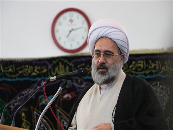 گرسنه می مانیم ولی در مقابل دشمن سر خم نمی کنیم/دو هزار و 500 فارغ التحصیل و تنها 360 شغل ایجاد شده