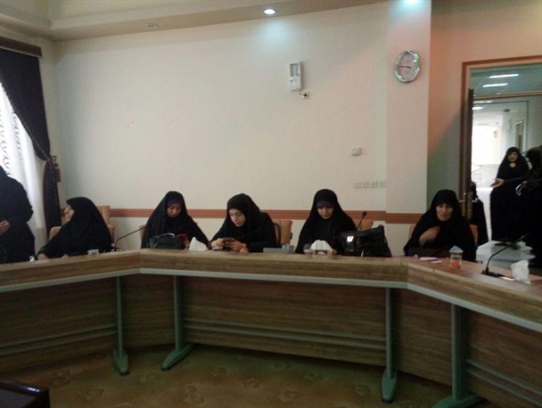 دغدغه های اصلی بانوان در جامعه امروز مسئله اشتغال و تربیت فرزندان