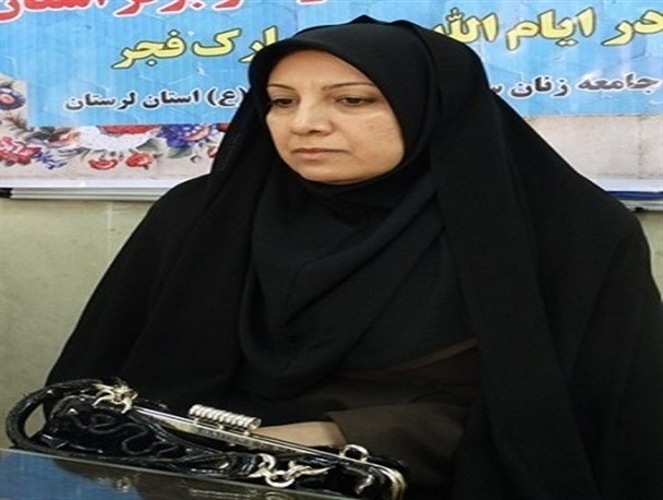 بانویی که با چرخش اقتصاد مقاومتی را می چرخاند