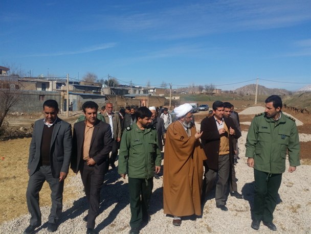 کلنگ احداث مسجد در روستای دلبر رکرک چگنی زده شد