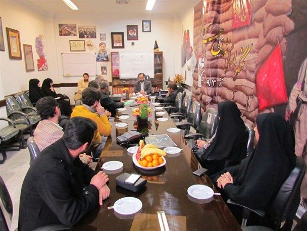 نشست توجیهی جشنواره استانی فیلم کوتاه بسیج در رشت + تصاویر