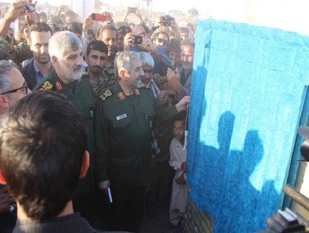 تحویل 50 واحد مسکونی رایگان به کپرنشینان روستای تکل‌حسن/ پیگیری طرح های اقتصاد مقاومتی قرارگاه خاتم الانبیاء در رودبارجنوب