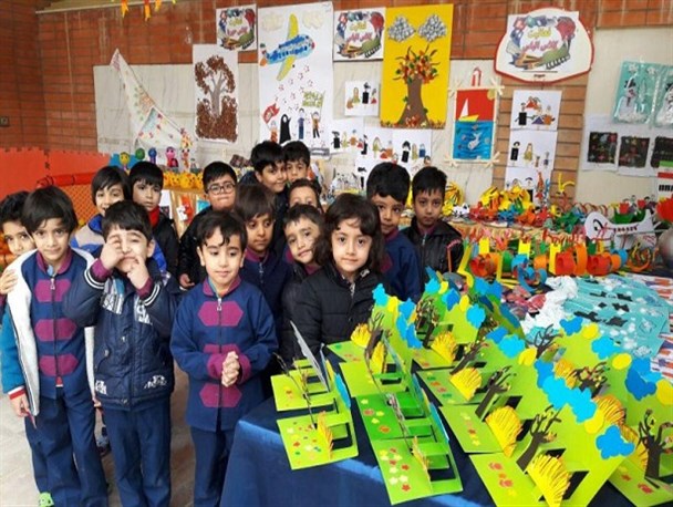 افتتاحییه نمایشگاه کاردستی های نونهالان برخوار+ تصاویر