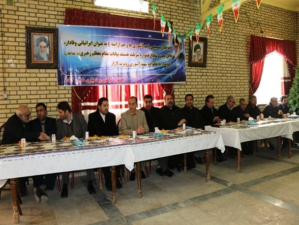 زندگی همراه با اتحاد در ایران موجب ناکامی دشمنان انقلاب اسلامی شده است