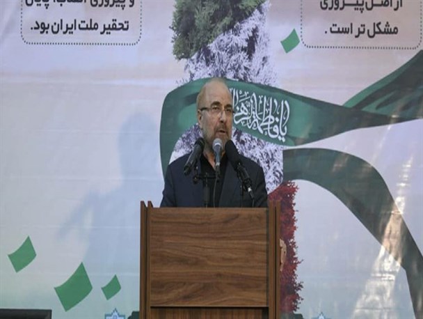 مردم می‌گویند مسئولین دست به چیزی نزنند وضع بهتری خواهیم داشت