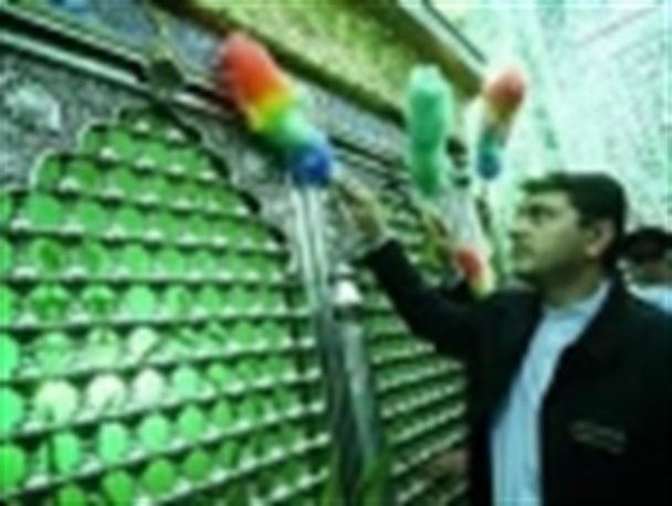 بقاع متبرکه استان برای لحظه تحویل سال آماده می شوند