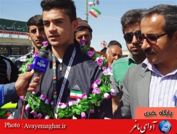 نایب قهرمانی ورزشکار بهمئی در مسابقات بین المللی کاراته