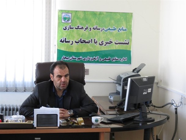 کاشت 500 اصله نهال همزمان با هفته منابع طبیعی در بیجار/تشکیل 344 فقره پرونده تخریب و تصرف اراضی ملی در بیجار