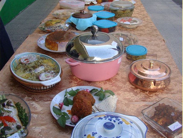 کمک ۲۰میلیونی دختران دانش آموزان لاهیجان به نیازمندان