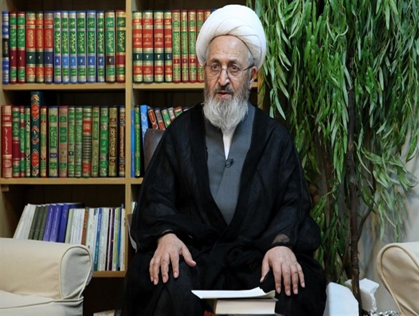 انسانی نیست که خدا را از عمق وجود قبول نداشته باشد