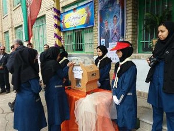 جشن احسان و نیکوکاری در مدارس شهرستان دماوند برگزار شد+تصاویر