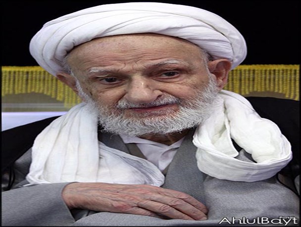 او در همه‌جا حاضر و ناظر است