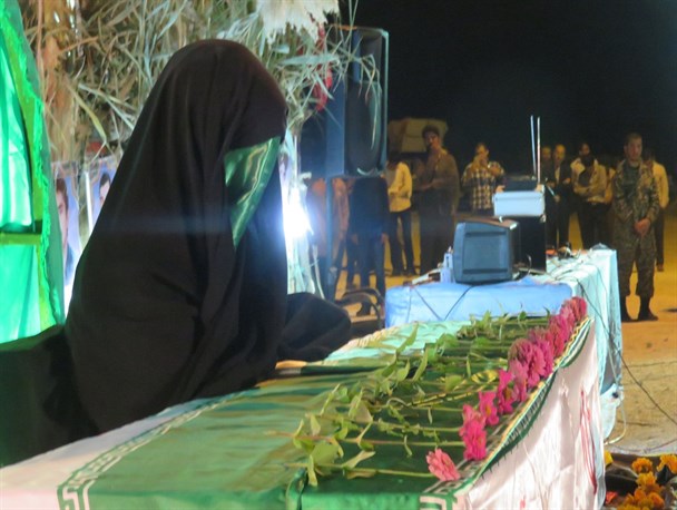 هفتمین روز خاکسپاری سه شهید گمنام در بردستان برگزار شد