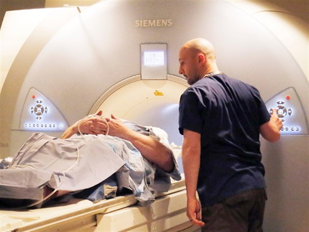 صف انتظار MRI در کانادا به ۱۳۲ روز رسید!