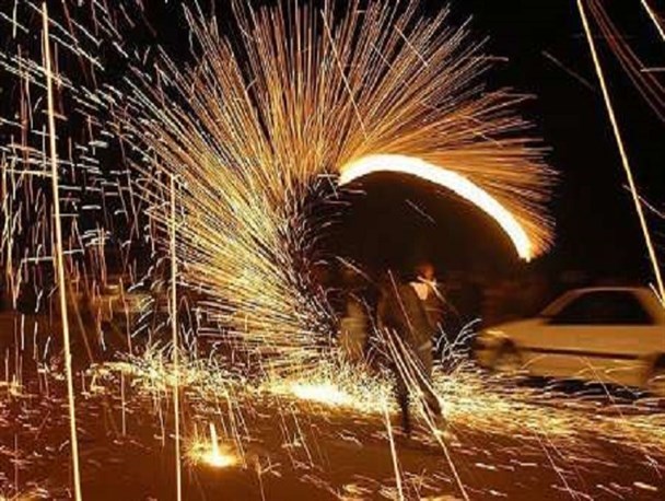 ۲۰۰۰ تراکت آموزشی ویژه چهارشنبه سوری در مدارس بروجرد توزیع شد