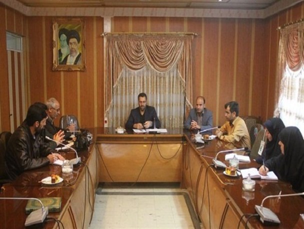 عملیات خط انتقال آب به ۴۲ روستای خمین در سه فاز اجرایی می‌شود/ایجاد ۷۰۰ فرصت شغلی در خمین