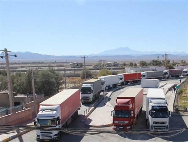 صادرات کالا از پایانه های مرزی سیستان و بلوچستان به مرز 2 میلیون تن رسید/ پایانه های مرزی میرجاوه پیشتاز در صادرات کالا