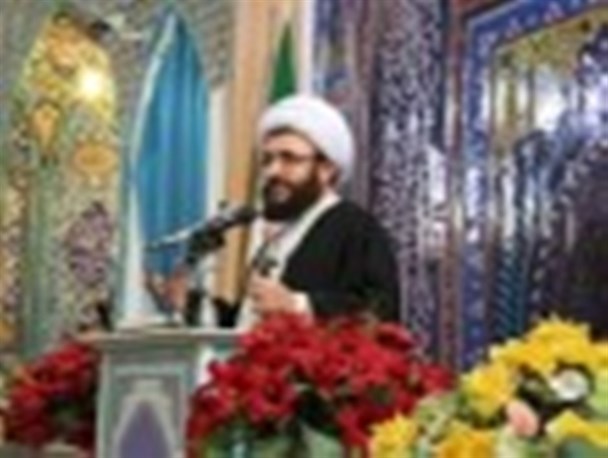 عبودیت خدا معیار ارزش‌گذاری انسان/ اعتکاف فرصتی برای خلوت کردن با خدا است