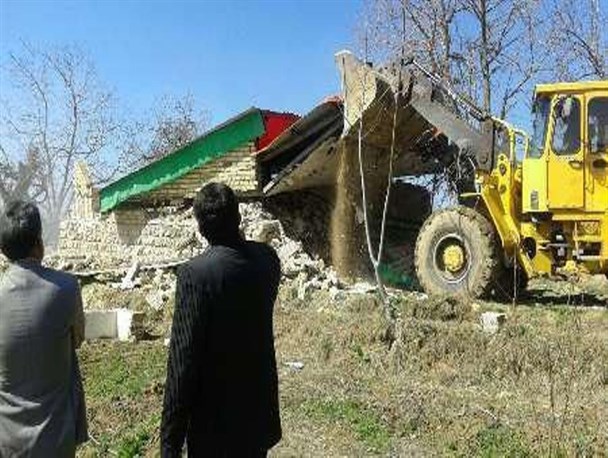 تخریب بیش از 50 خانه باغ غیر مجاز در شهرستان بیجار