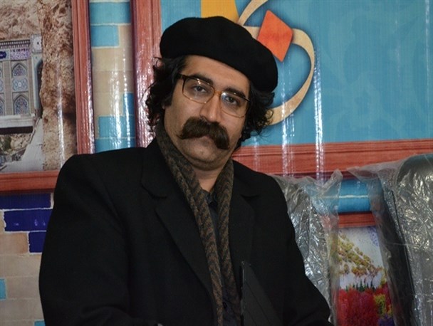 اصرارهای همسرم باعث شد تا خواننده شوم/ خوانندگی در ستاد نماینده مجلس بزرگترین اشتباهم بود