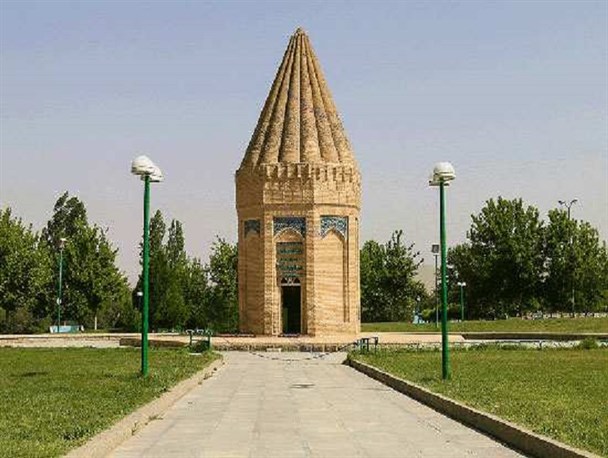 لزوم خواندن زیارت ام داوود در بارگاه حضرت حیقوق نبی(ع)
