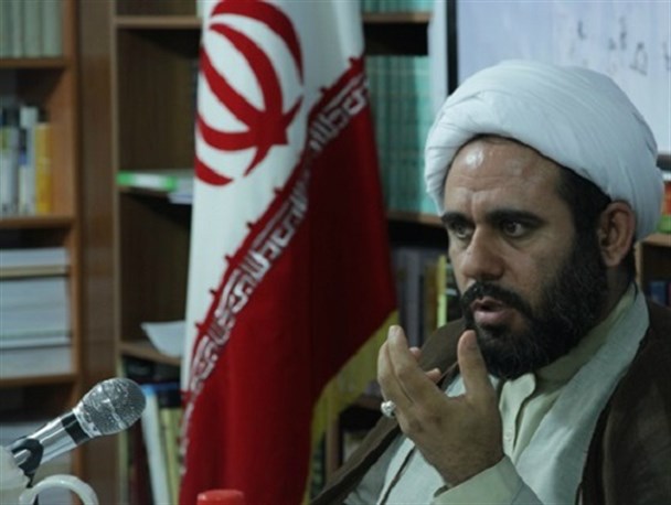 انتقاد از ارائه آمارهای کاغذی و عملی نشده دولت در عرصه اقتصاد/ اعتماد به «تفکر انقلابی» راه حل مشکل اقتصادی کشور