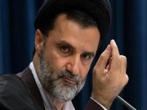 آمریکایی ها به خاطر نفع بسیار، از برجام خارج نمی شوند/ ضمانت اجرای طرف مقابل راستی آزمایی ولی ضمانت ما امضای جان کری بود