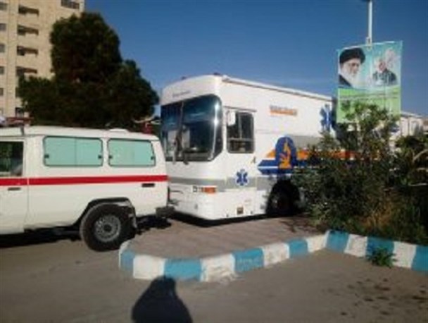 استقرار بیمارستان صحرایی کرمان در خوزستان/ ۸ دستگاه اتوبوس با تجهیزات کامل پزشکی و نیروهای درمانی اعزام شدند