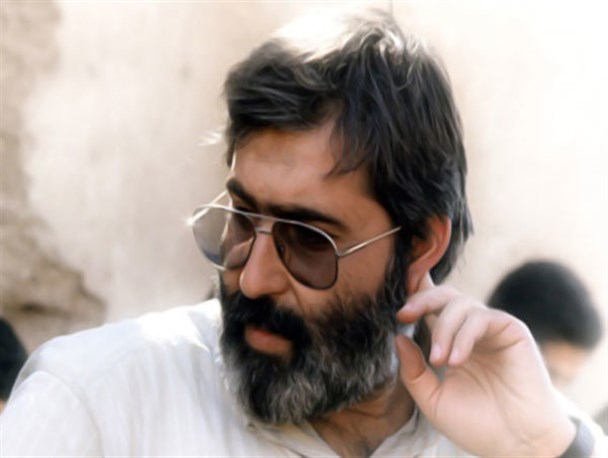 ارائه ترجمه «آئینه جادو» در آمریکا به دلیل تحریم متوقف شد/ ترجمه «فتح خون» در راه کشورهای عرب زبان