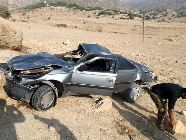واژگونی ۲ دستگاه خودرو در زنجان/ فوت یک نفر در اثر واژگونی خودرو پژو