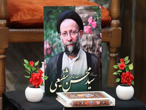 راه سیدمحسن در دانشگاه و حوزه ادامه خواهد داشت