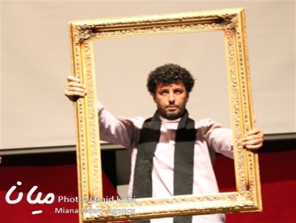 تئاتر با مضامین طنز سخیف، اعتبار والای این هنر را زیر سوال برده است