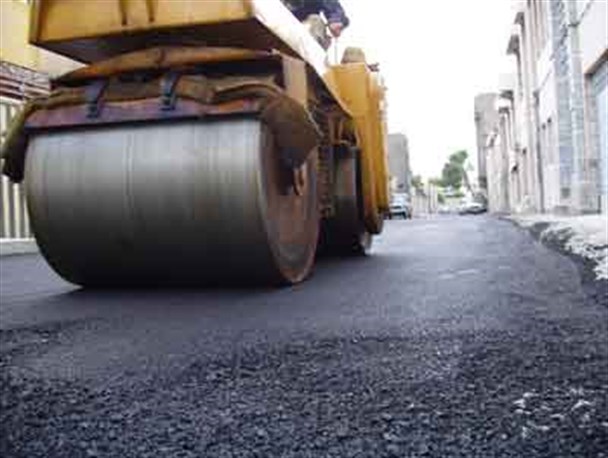 آسفالت معابر شهری در دستور کار شهرداری است